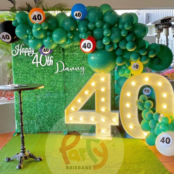 40th Pool Green Wall