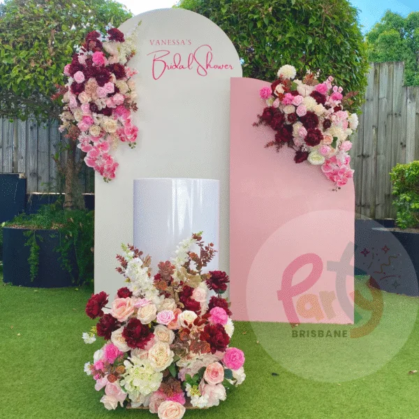 Vanessa Arch and Sail Floral