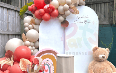 Boho & Teddy Double Arch Backdrop