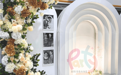 Mini’s Step Arch Backdrop